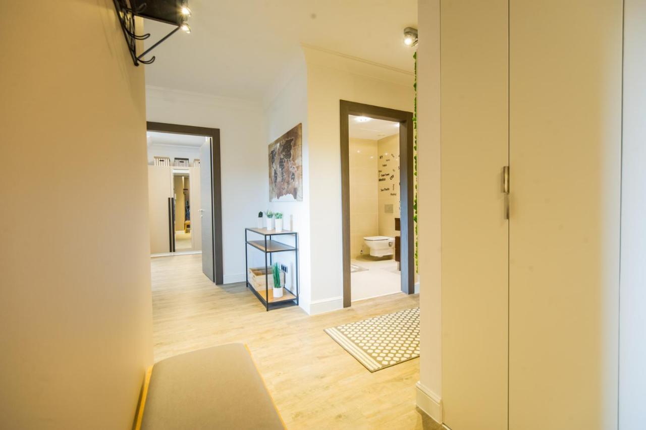 פויאנה ברשוב Sarah Deluxe Apartment In Silver Mountain מראה חיצוני תמונה