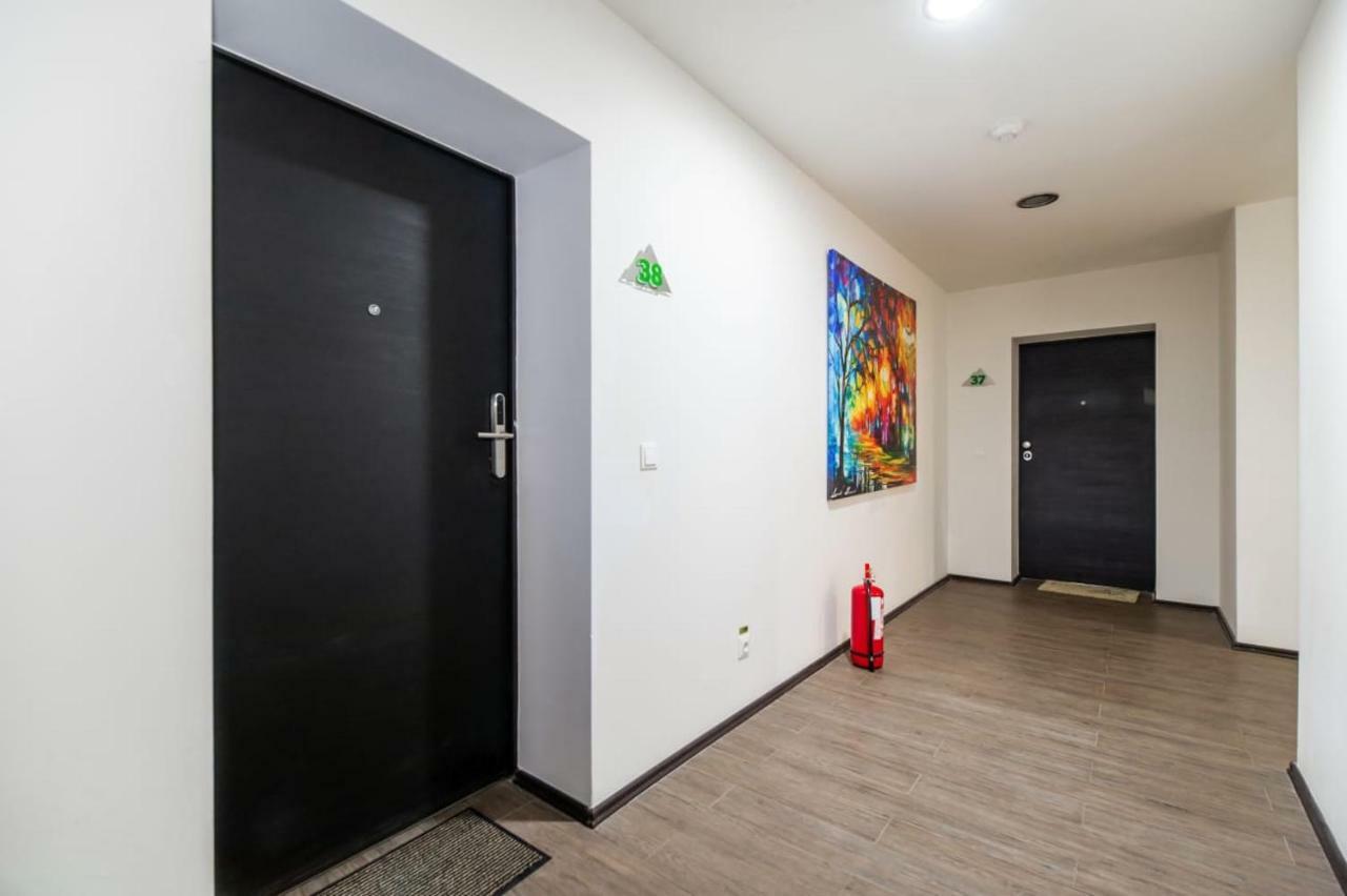 פויאנה ברשוב Sarah Deluxe Apartment In Silver Mountain מראה חיצוני תמונה